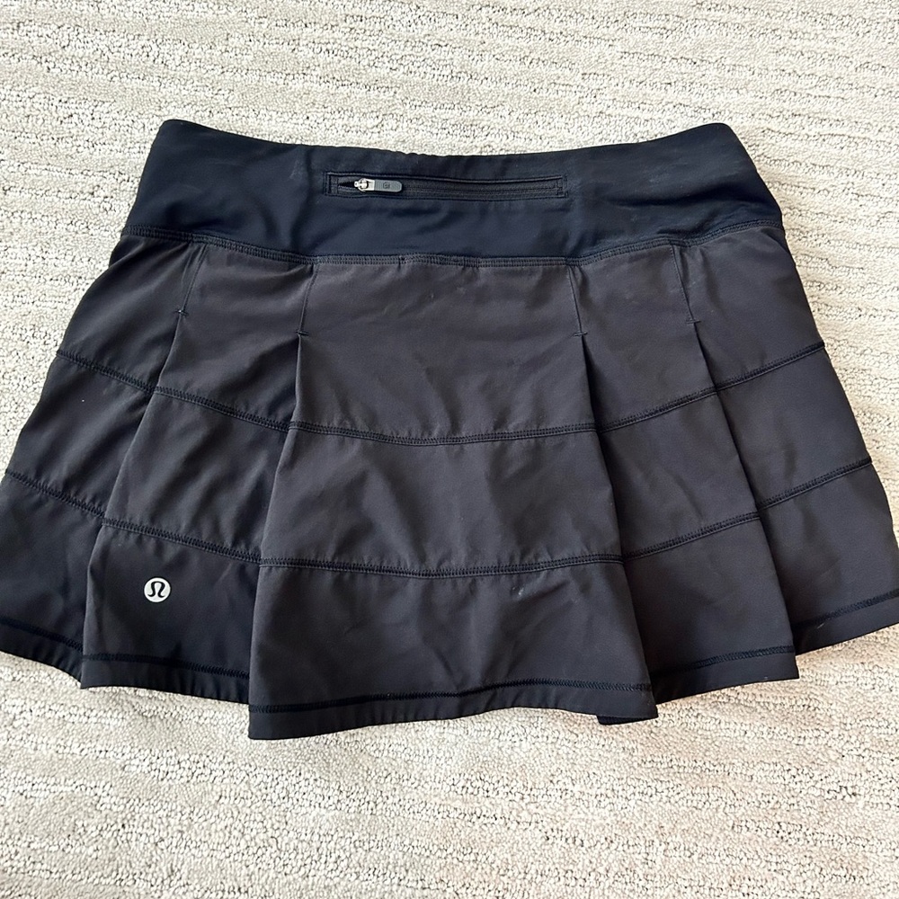Black Lululemon workout skirt
